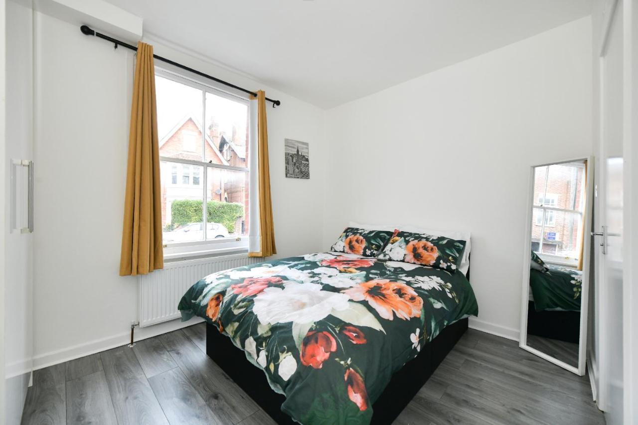 Waylen Street Suites Reading Exteriör bild