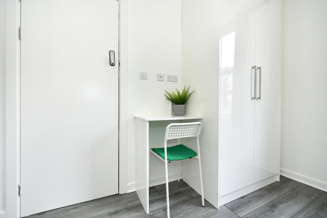Waylen Street Suites Reading Exteriör bild